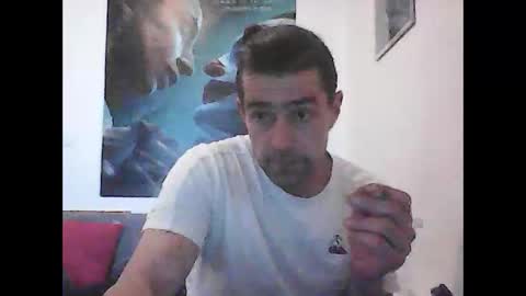 Snapshot of benzs chatting on January 18, 2025, 6:43 pm mobi online show from January 18, 2025, 6:43 pm