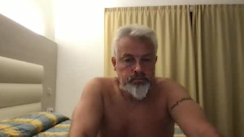 Martin online show from April 16, 2026, 9:04 pm