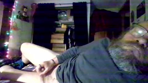 bergeeric1970 online show from March 8, 2026, 3:32 am