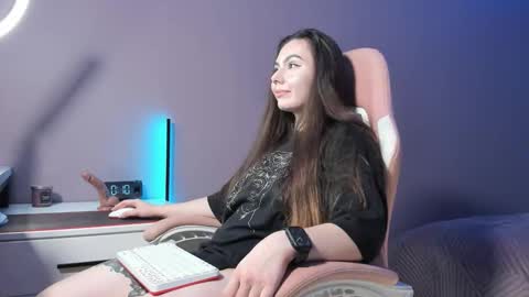 BeriesNiks online show from October 2, 2025, 5:09 pm