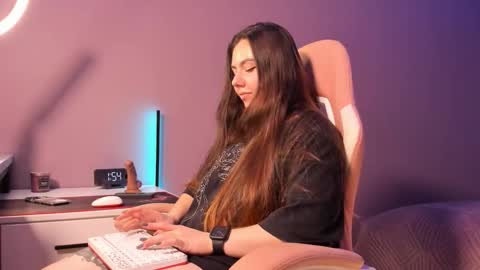 BeriesNiks online show from November 1, 2025, 6:54 pm