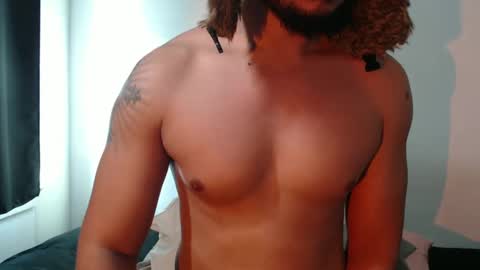 Snapshot of berriess_ chatting on February 19, 2025, 1:50 pm berriess_ online show from February 19, 2025, 1:50 pm