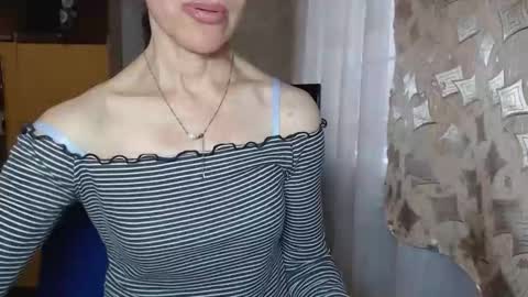 berry2024 online show from November 28, 2025, 8:06 am