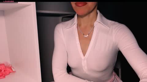 berry2024 online show from January 17, 2026, 7:13 am