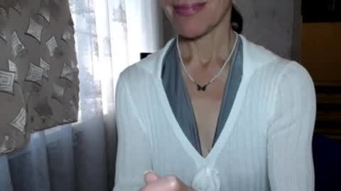 berry2024 online show from July 27, 2026, 5:47 am