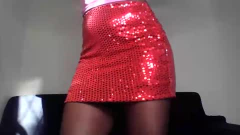 Snapshot of berry_twinkle chatting on October 20, 2025, 4:24 am Trizar online show from October 20, 2025, 4:24 am