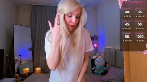 Katte online show from October 15, 2025, 3:45 pm