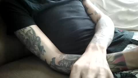 Snapshot of bertdollaz757 chatting on January 24, 2025, 4:17 pm ToxicPipe757 online show from January 24, 2025, 4:17 pm