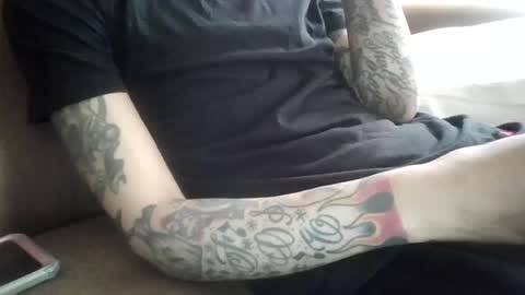 Snapshot of bertdollaz757 chatting on February 9, 2025, 2:40 pm ToxicPipe757 online show from February 9, 2025, 2:40 pm