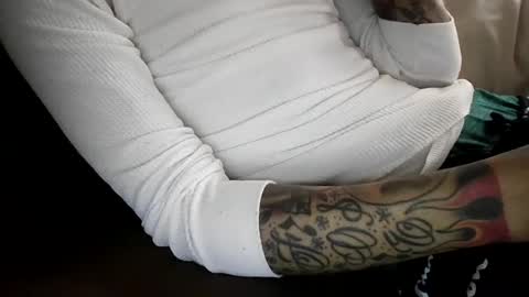 Snapshot of bertdollaz757 chatting on February 13, 2025, 9:17 pm ToxicPipe757 online show from February 13, 2025, 9:17 pm