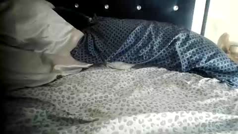 Snapshot of bertdollaz757 chatting on October 14, 2025, 4:19 pm ToxicPipe757 online show from October 14, 2025, 4:19 pm