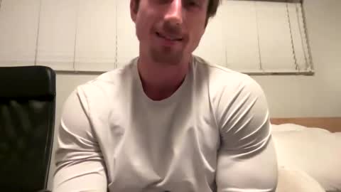 Bestcoast3579 online show from March 6, 2025, 7:47 am