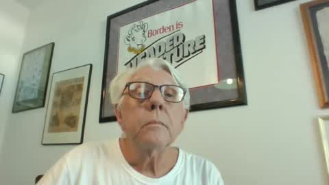 Snapshot of bestshot1951 chatting on February 4, 2025, 7:55 pm bestshot1951 online show from February 4, 2025, 7:55 pm