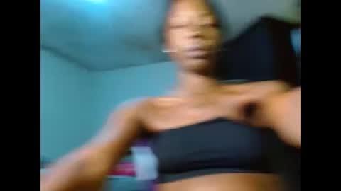 Snapshot of bethanywilsom chatting on February 27, 2025, 3:05 pm Bethany Wilson online show from February 27, 2025, 3:05 pm