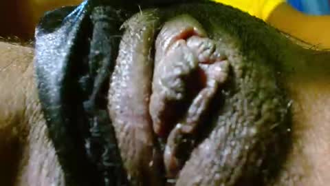 Snapshot of bethanywilsom chatting on November 8, 2025, 3:34 pm Bethany Wilson online show from November 8, 2025, 3:34 pm