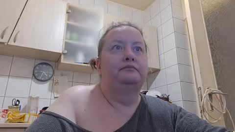 bethnorth online show from December 15, 2025, 2:27 am