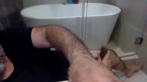 Virtual Gentleman online show from October 9, 2025, 10:41 pm