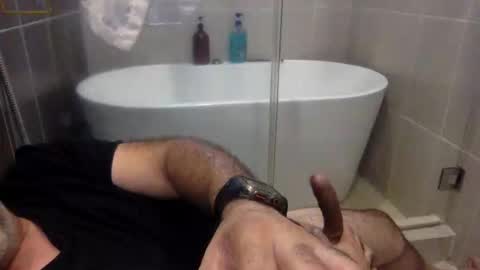 Virtual Gentleman online show from October 18, 2025, 6:52 pm