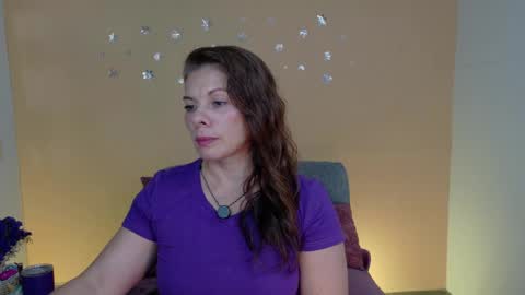 Snapshot of betsy_anub chatting on June 9, 2026, 7:03 pm LINDA online show from June 9, 2026, 7:03 pm