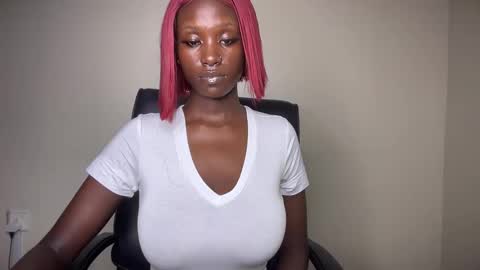 Snapshot of betty_fire_ chatting on February 1, 2025, 5:58 pm Adah online show from February 1, 2025, 5:58 pm