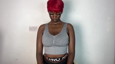 Snapshot of betty_fire_ chatting on August 6, 2026, 7:49 pm Adah online show from August 6, 2026, 7:49 pm