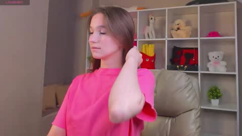 Eva online show from September 29, 2025, 10:20 am