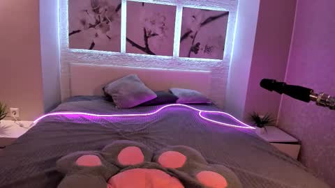 Betty online show from October 10, 2025, 8:19 pm