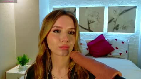 Betty online show from February 26, 2026, 8:52 pm