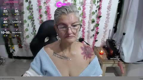 Snapshot of bety_cum3 chatting on January 5, 2025, 11:04 am bibiana online show from January 5, 2025, 11:04 am