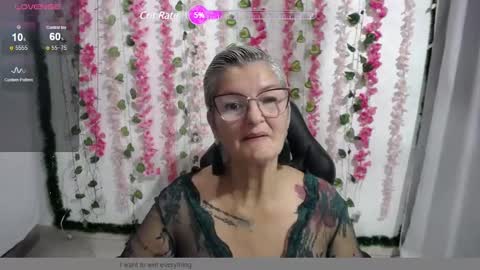 Snapshot of bety_cum3 chatting on February 1, 2025, 12:05 pm bibiana online show from February 1, 2025, 12:05 pm