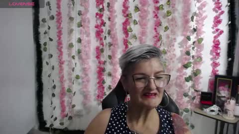 Snapshot of bety_cum3 chatting on March 1, 2025, 10:31 pm bibiana online show from March 1, 2025, 10:31 pm