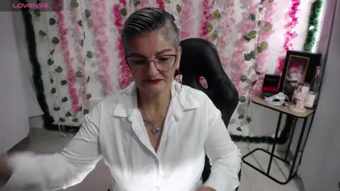 Snapshot of bety_cum3 chatting on March 3, 2025, 12:58 pm bibiana online show from March 3, 2025, 12:58 pm