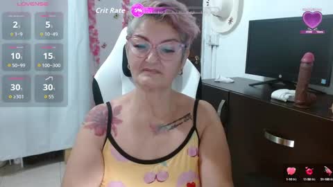 Snapshot of bety_cum3 chatting on September 17, 2025, 10:06 am bibiana online show from September 17, 2025, 10:06 am