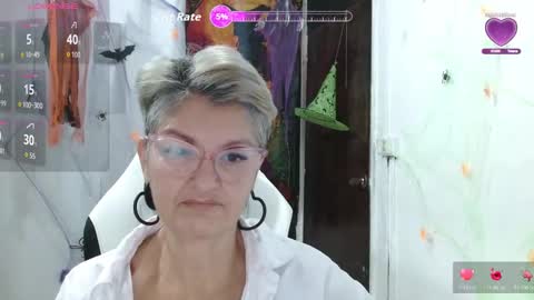 Snapshot of bety_cum3 chatting on October 15, 2025, 11:21 am bibiana online show from October 15, 2025, 11:21 am