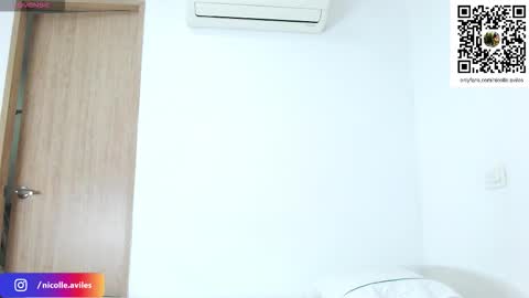 Nicolle Aviles online show from November 8, 2025, 12:05 pm