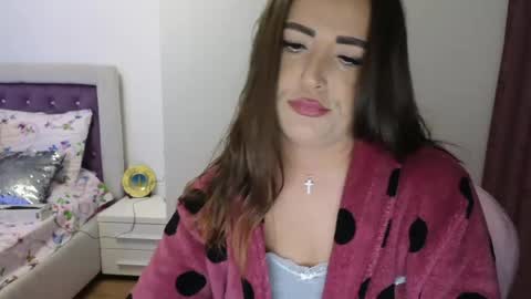   BeyonceDoll       Twitter DollBeyonce    online show from April 24, 2026, 5:26 pm