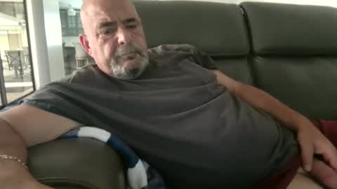 Snapshot of bgbelch chatting on November 24, 2025, 6:40 pm bgbelch online show from November 24, 2025, 6:40 pm