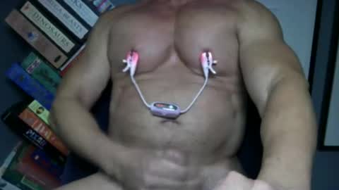 BGDKMUSCLEGUY - SELECTED BY CHATURBATE AS A TOP BROADCASTER FOR 2023 online show from November 30, 2025, 6:28 am