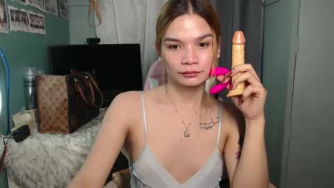 Snapshot of bheefuck52 chatting on March 12, 2025, 3:02 am bhee52 online show from March 12, 2025, 3:02 am