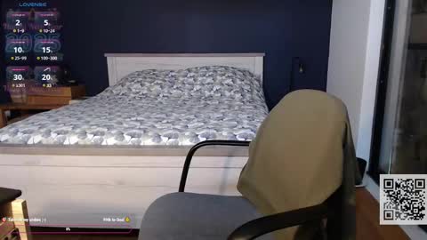 Snapshot of bi_french69 chatting on January 23, 2025, 1:56 pm My name is David and if you like public exhibitions you wont be disappointed with me LoL - My favorite vibes is 44 online show from January 23, 2025, 1:56 pm