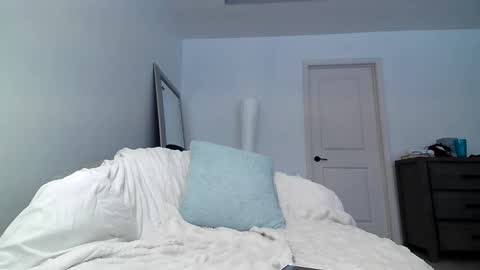 Snapshot of bi_sexualmilf chatting on January 13, 2025, 9:31 pm Bi sexualmilf Fansly online show from January 13, 2025, 9:31 pm