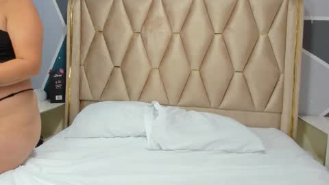 BIANCA Y ALEX online show from January 15, 2026, 12:21 pm