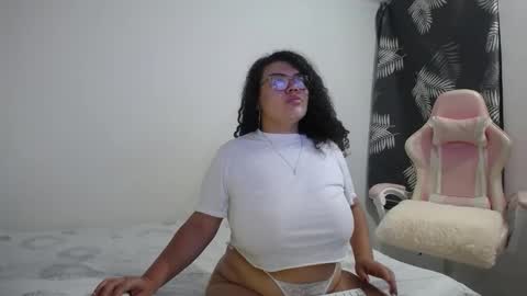 Bianca Tuesday to Sunday from 2am to 6am UTC-5 online show from September 25, 2025, 9:24 am
