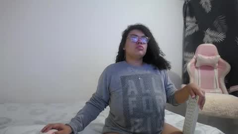 Bianca Tuesday to Sunday from 2am to 6am UTC-5 online show from November 6, 2025, 9:21 am