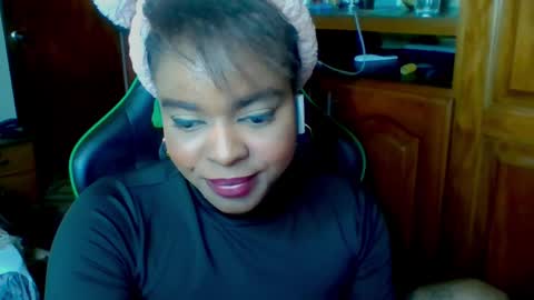 Snapshot of bianca_ebony chatting on January 4, 2025, 5:37 am bianca ebony online show from January 4, 2025, 5:37 am