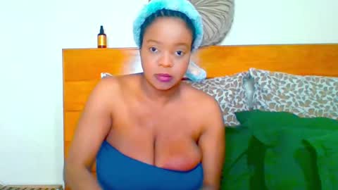 Snapshot of bianca_ebony chatting on March 1, 2025, 10:13 am bianca ebony online show from March 1, 2025, 10:13 am