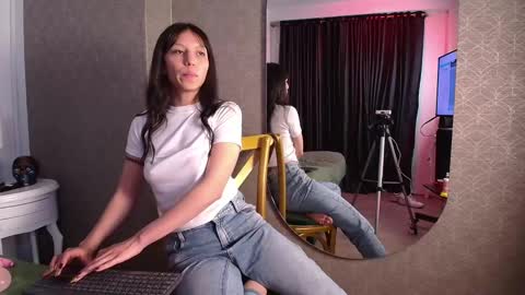 Bianca online show from December 4, 2024, 8:56 am