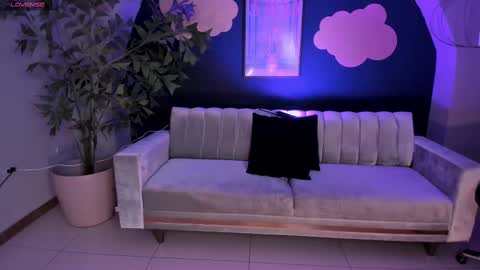 Bianca Pierce online show from March 1, 2025, 11:28 am