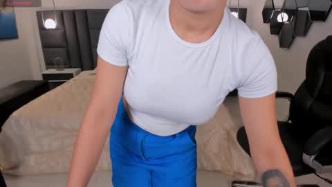 Bianca Pierce online show from September 23, 2025, 11:57 am