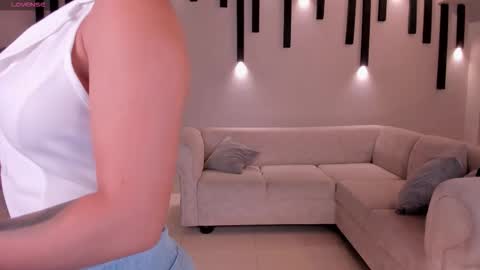 Bianca Pierce online show from October 14, 2025, 11:11 am